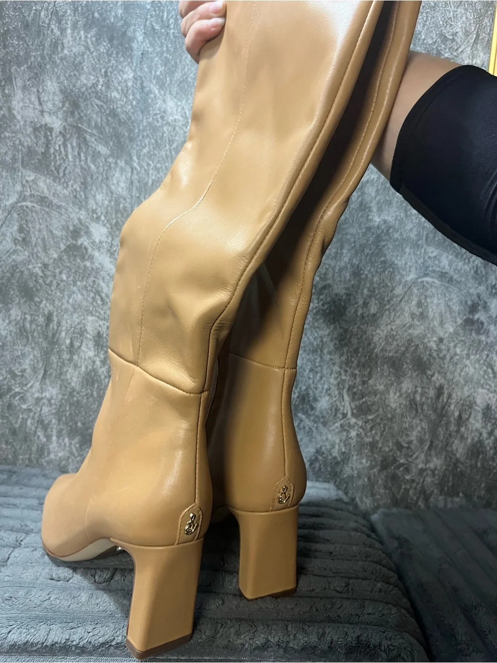 Sam Edelman classic knee